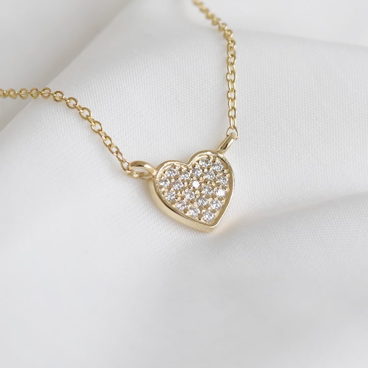 Náhrdelník ve tvaru srdce plný diamantů 91228