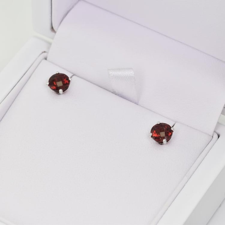 Granátové náušnice 24784