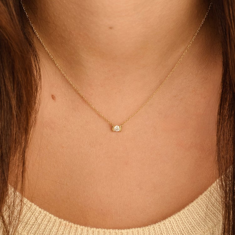 Minimalistický zlatý přívěsek s lab-grown diamantem Gosta 162044