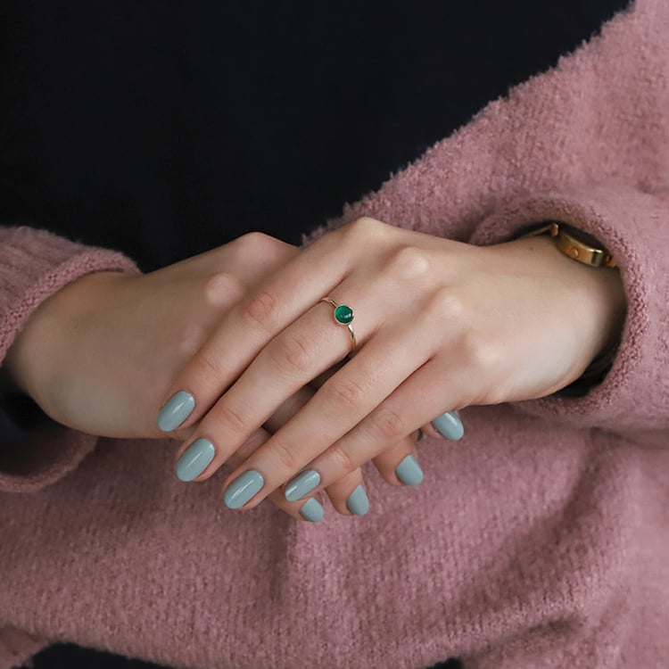 Prsten s cabochon onyxem 73966