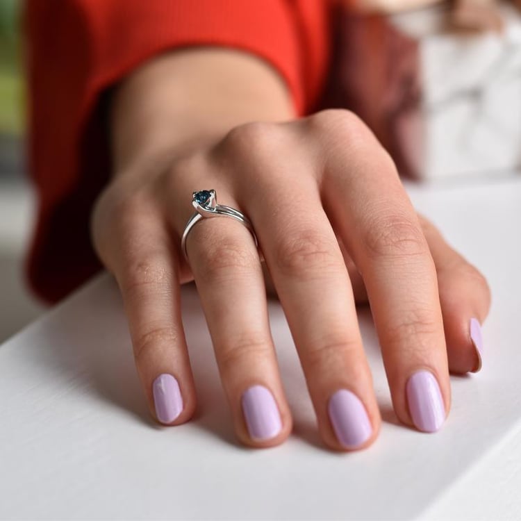 Prsten s diamantem ze zlata 43657