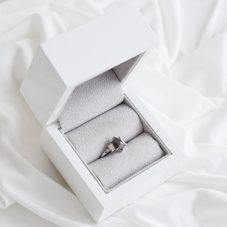 Diamantový prsten 92584