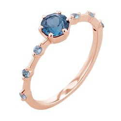 Prsten s londýnským topazem a postranními švýcarskými topazy Imelda