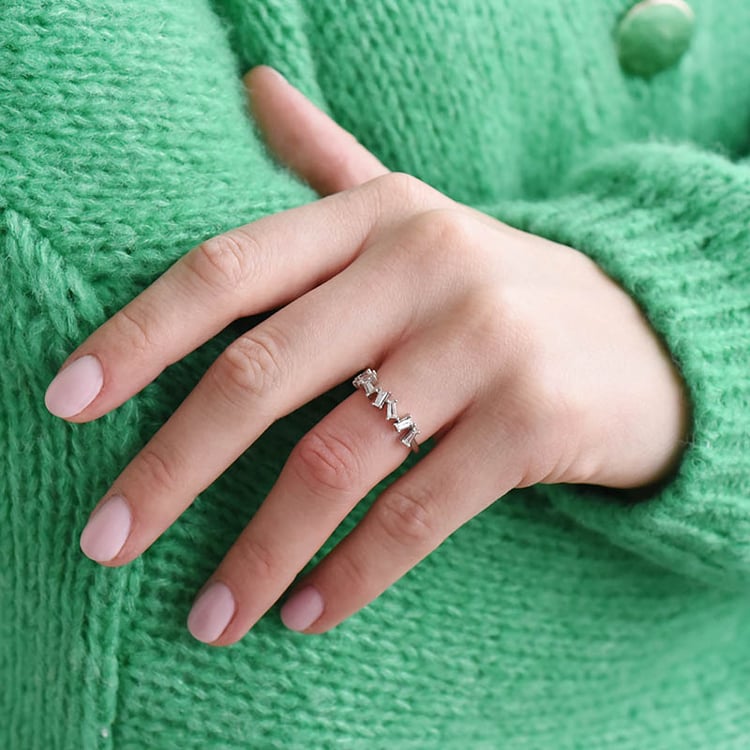 Prsten se syntetickými diamanty 90938