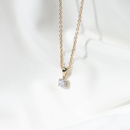Přívěsek s výběrem karátové váhy lab-grown diamantu Alexen