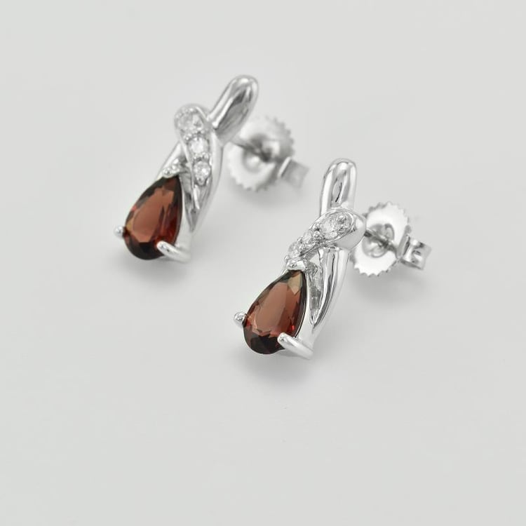Stříbrné granátové náušnice 42291