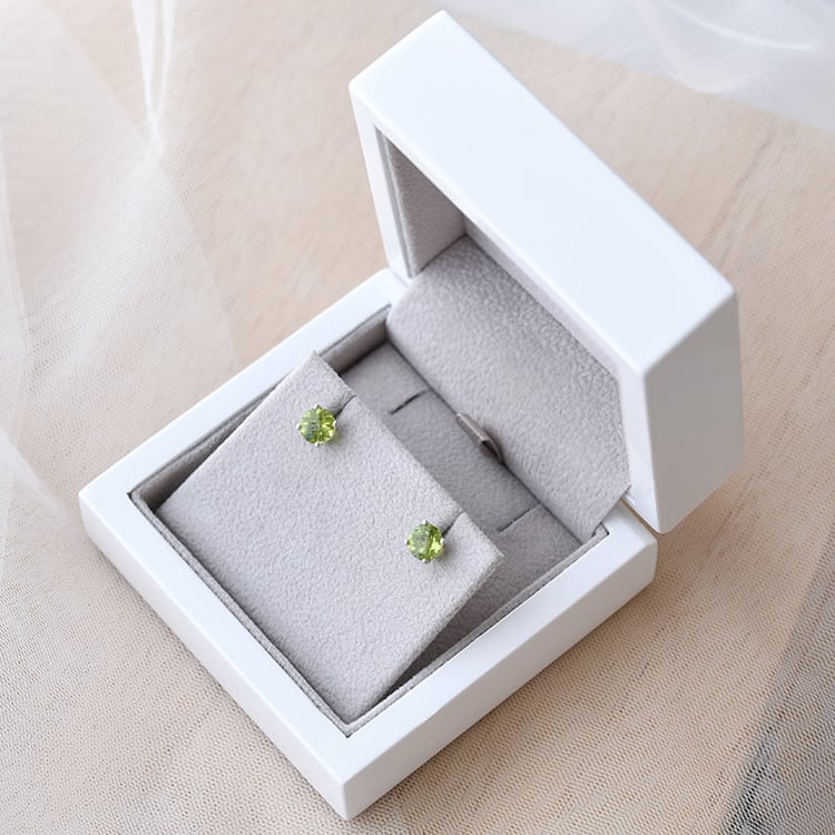 Zlaté náušnice s olivíny 69551