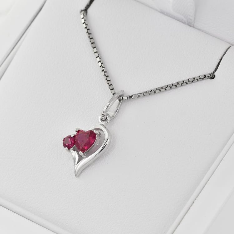 Rubínový přívěsek 28014