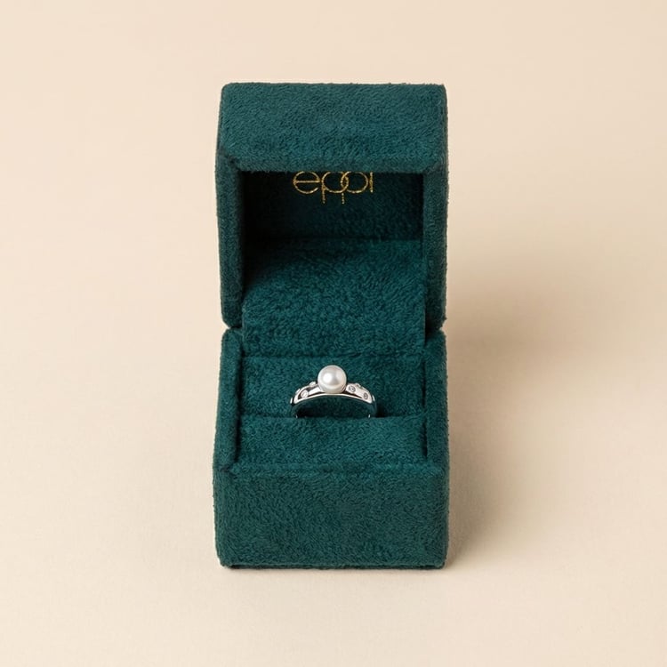 Stříbrný prsten s bílou perlou a zirkony Shad 166412