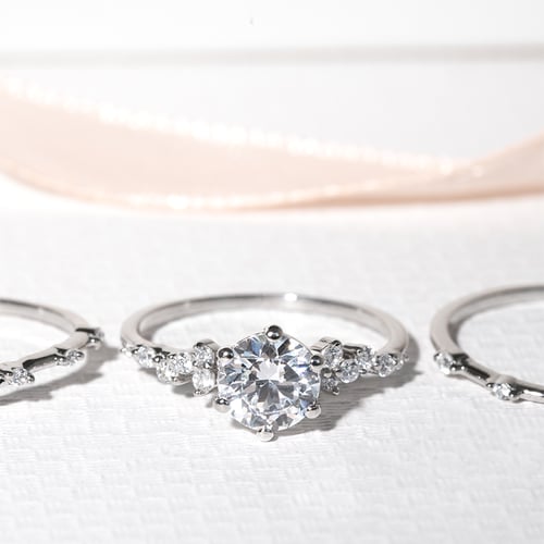 Zásnubní prsten ze zlata s 0.3ct IGI certifikovaným diamantem Carina