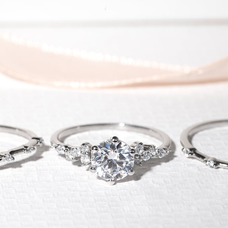 Zásnubní prsten ze zlata s 0.3ct IGI certifikovaným diamantem CarinaZásnubní prsten ze zlata s 0.3ct IGI certifikovaným diamantem Carina 166510