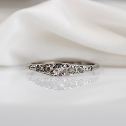 Prsten se salt and pepper diamanty Tamir