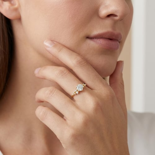Zásnubní prsten ze zlata s 0.44ct IGI certifikovaným lab-grown diamantem Olha