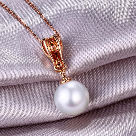 Náhrdelník ze zlata 13151