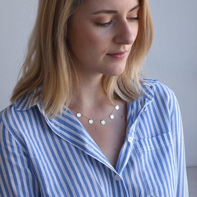 Minimalistický zlatý náhrdelník s penízky 67722