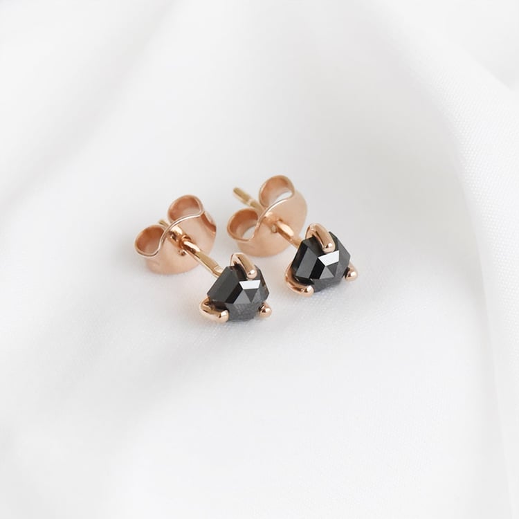 Zlaté náušnice s diamanty 91311