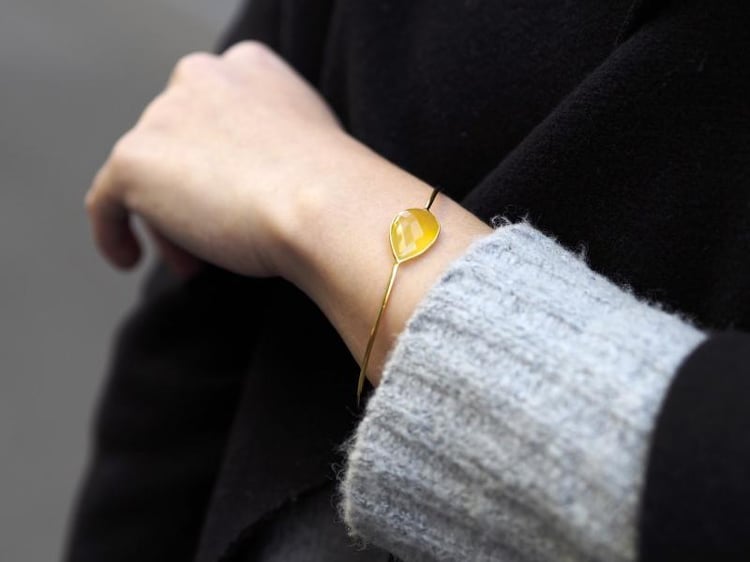 Pozlacený náramek 8911