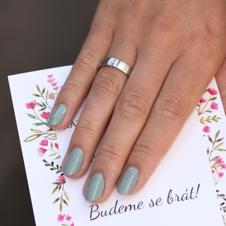 Snubní prsten z platiny 47489