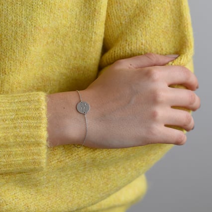 Zlatý náramek se znamením a akvamarínem Vodnář