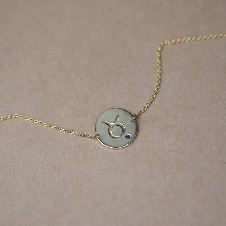 Náramek se safírem 47049