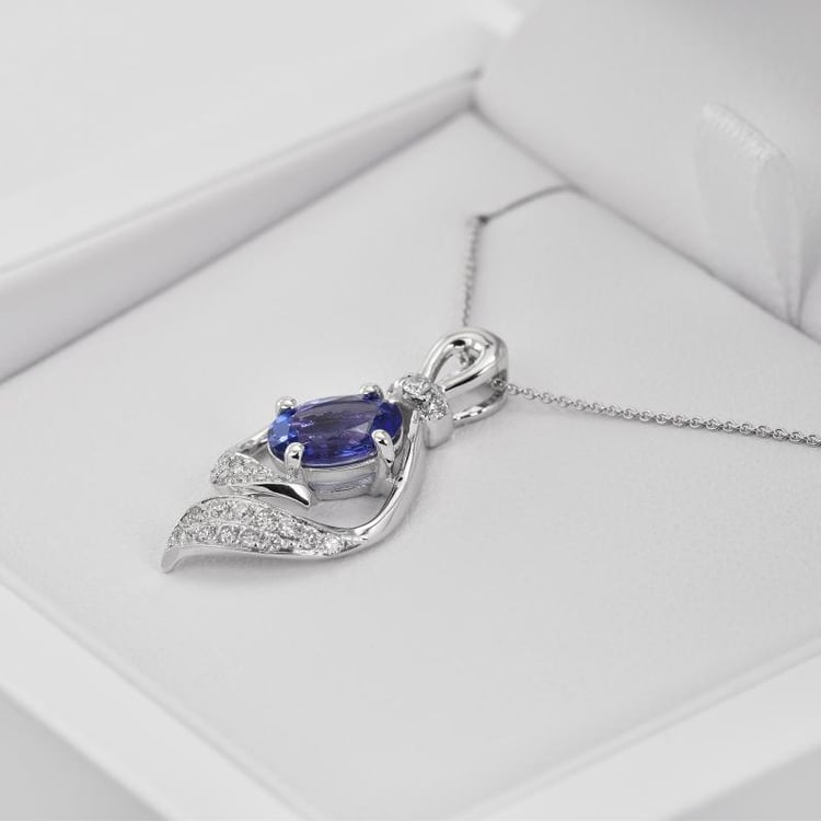 Zlatý tanzanitový přívěsek 6160