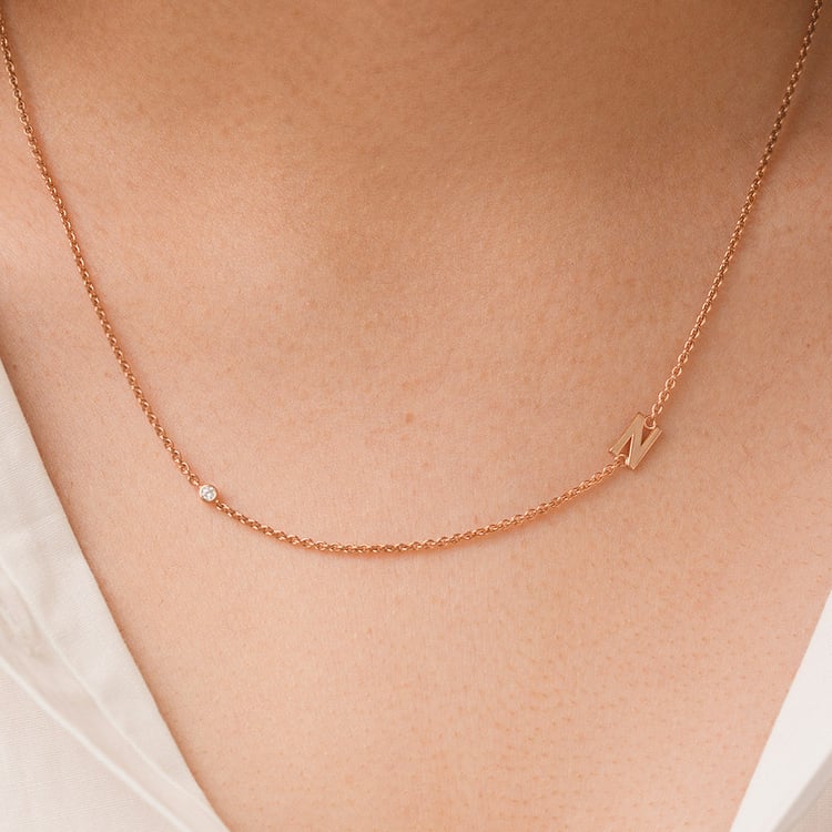 Náhrdelník s písmenkem podle vaší volby a lab-grown diamantem Lupe 156747