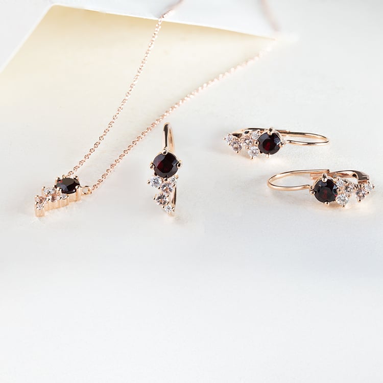 Cluster náušnice s českými granáty, morganity a moissanity Olga 146813