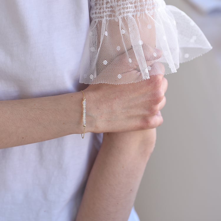 Zlatý náramek s opály 60739