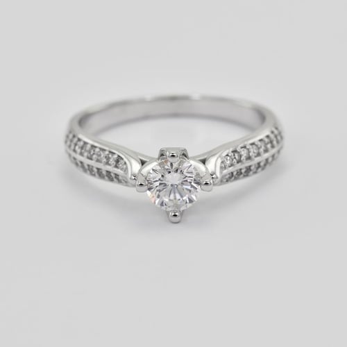 Zásnubní prsten s lab-grown diamanty Katynie