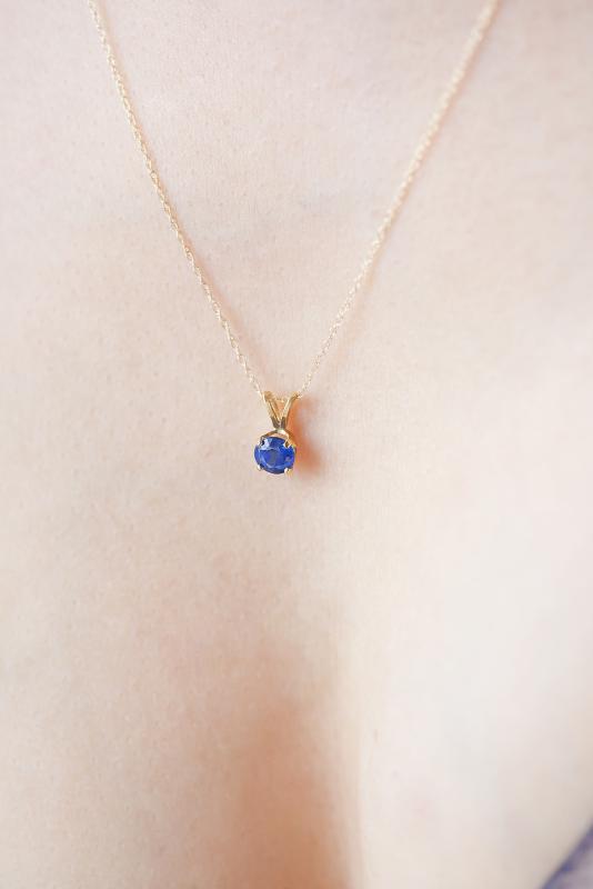 Safírový přívěsek 3312