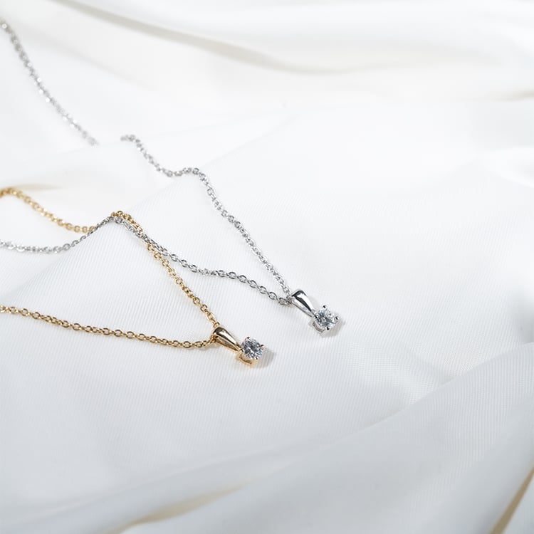 Přívěsek s výběrem karátové váhy lab-grown diamantu Alexen 131131