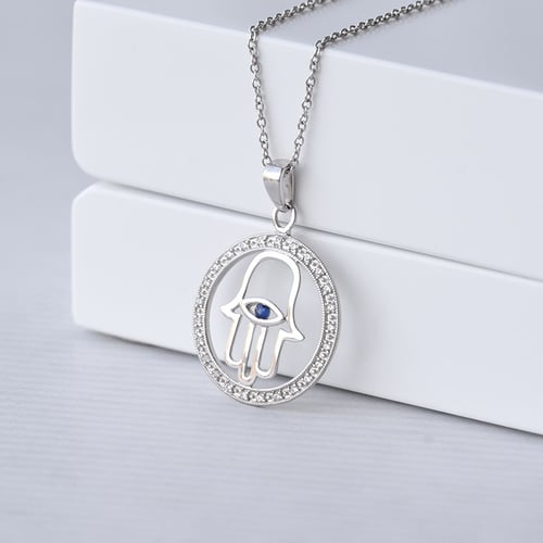 Přívěsek ve tvaru ruky se safírem Hamsa