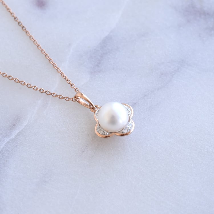 Zlatá perlová kolekce s diamanty ve tvaru květin Zahid 103560