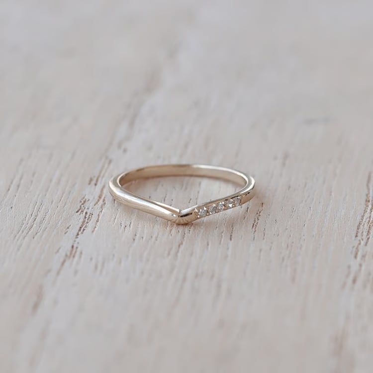 Vykrojený eternity prsten s lab-grown diamanty z oříškového zlata Annelisa 166347