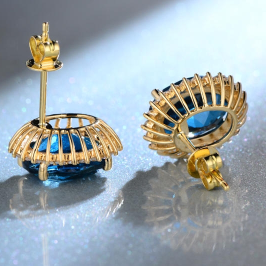 Zlaté náušnice s oválnými topazy 5686