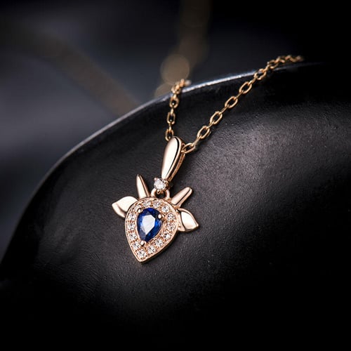 Přívěsek ve znamení Kozoroha se safírem a diamanty Cabra