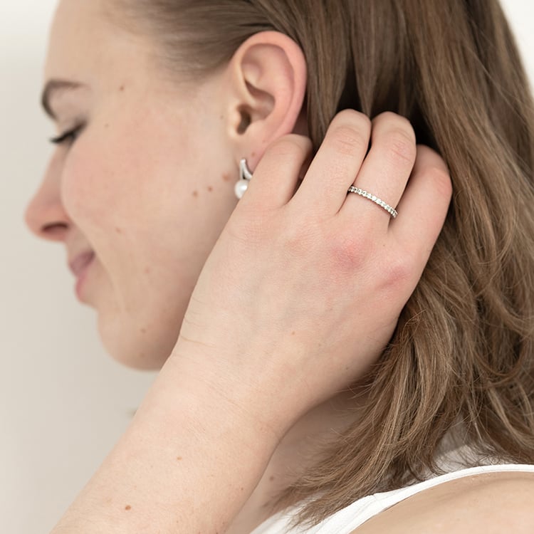 Zlatý eternity prsten s 1ct lab-grown diamanty Angeline 119850