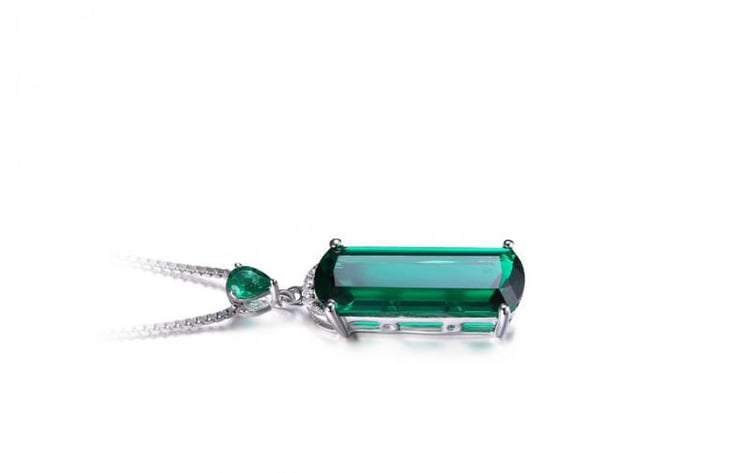 Stříbrný náhrdelník se zirkony 16314