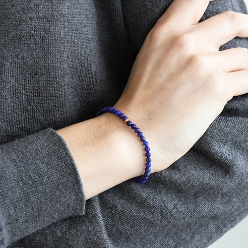 Stříbrný náramek s lapis lazuli korálky Alima