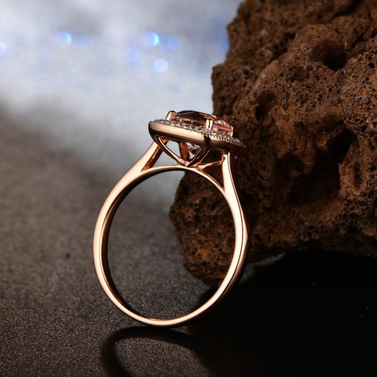 Prsten s morganitem 10328