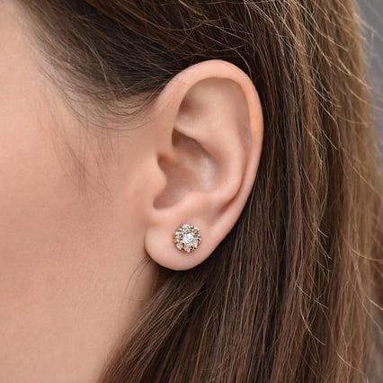 Diamantové náušnice ve tvaru květinek Oakley