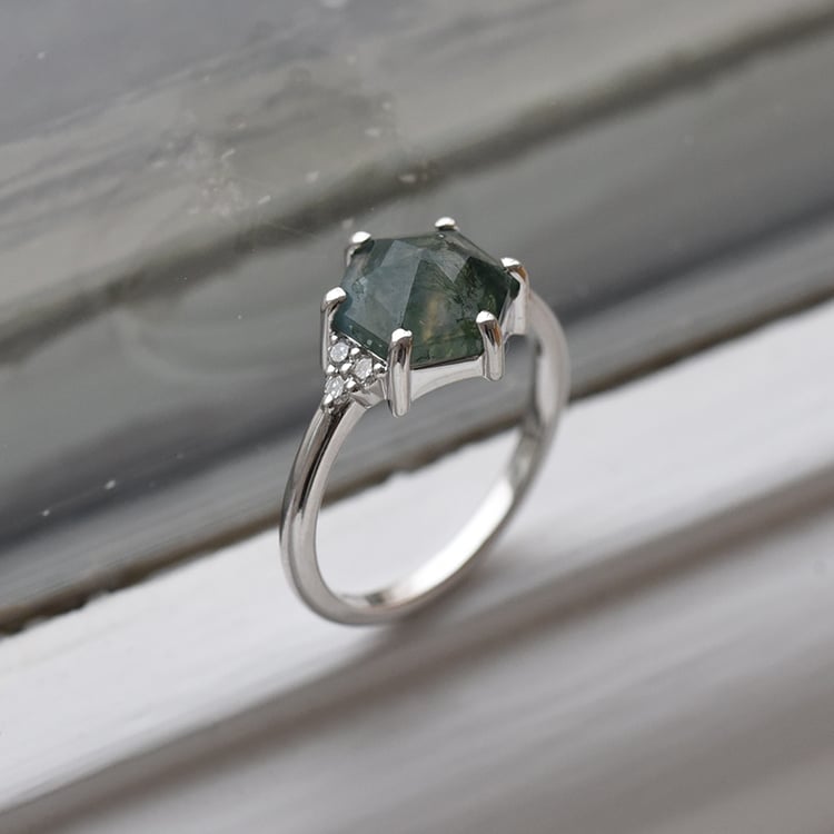 Zlatý prsten s achátem 71504