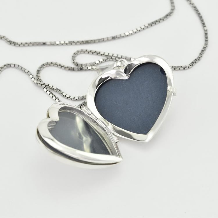 Náhrdelník ze stříbra 25839