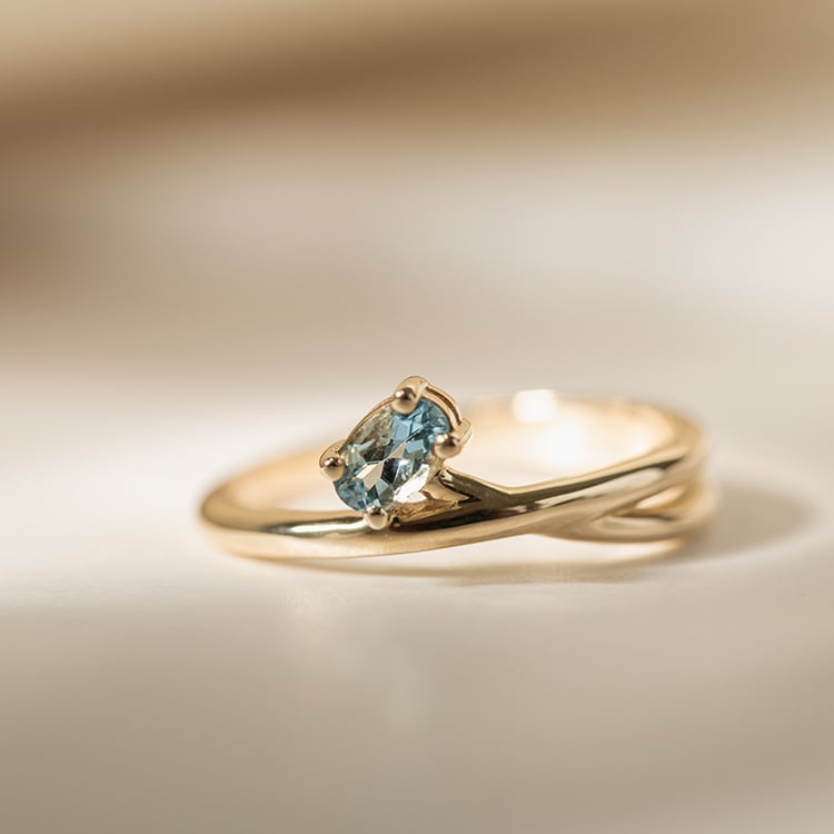 Prsten s oválným akvamarínem Emeli 119816