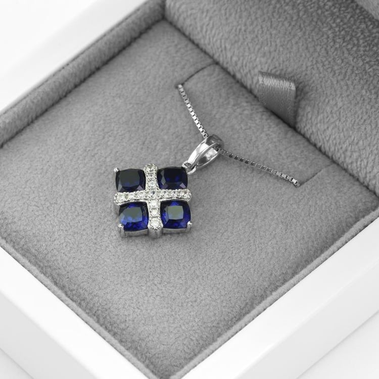 Stříbrný náhrdelník se safíry a zirkony 46726