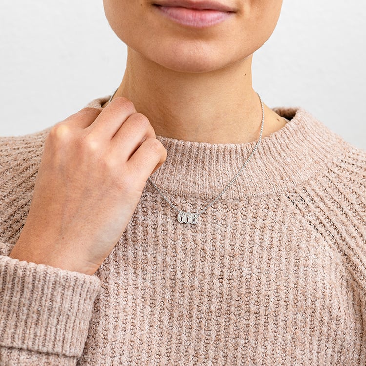 Stříbrný náhrdelník s diamantem Andělská čísla 133264