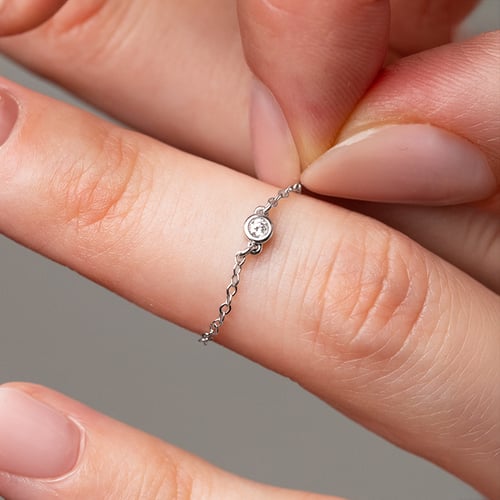 Minimalistický řetízkový prsten s diamantem Jalo