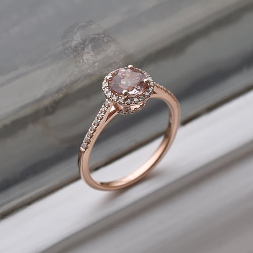 Prsten z růžového zlata s morganitem a diamanty Xana