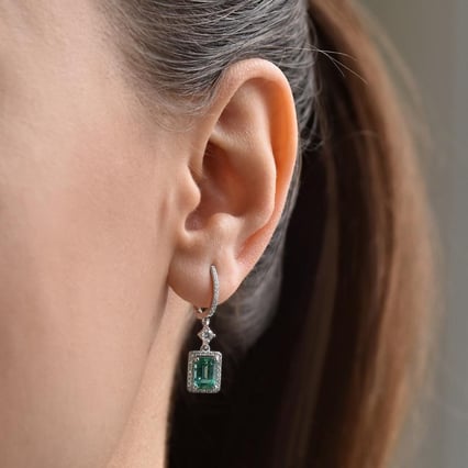 Smaragdové náušnice s diamanty Amata