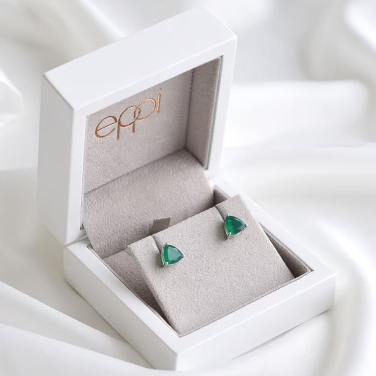 Náušnice ze stříbra se zelenými acháty 163771